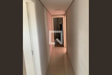 Corredor de casa à venda com 2 quartos, 160m² em Santa Terezinha, Belo Horizonte