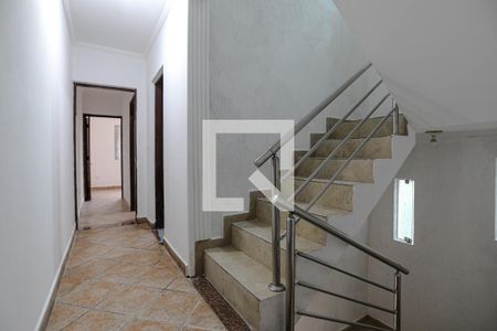 Corredor de casa para alugar com 4 quartos, 120m² em Vila Melchizedec, Mogi das Cruzes