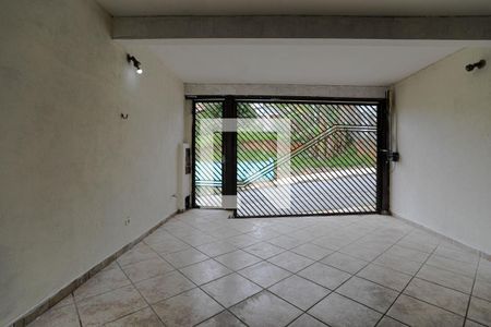 Vista da Sala de casa para alugar com 4 quartos, 120m² em Vila Melchizedec, Mogi das Cruzes