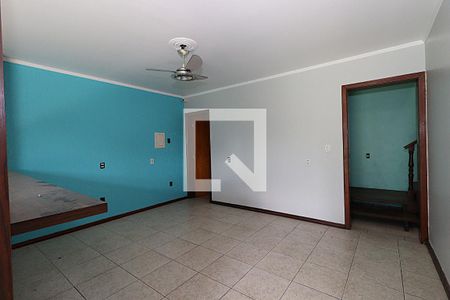 Sala de casa à venda com 3 quartos, 192m² em Vl Sto Agostinho, Porto Alegre