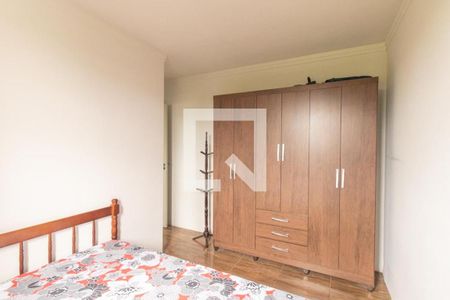 Quarto 2 Suite de apartamento para alugar com 2 quartos, 60m² em Pinheirinho, Curitiba