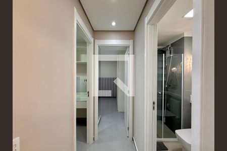 Corredor Quartos  de apartamento para alugar com 2 quartos, 41m² em Santo Amaro, São Paulo