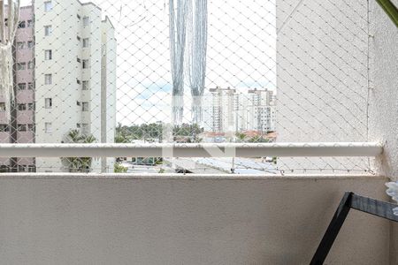 Sacada da Sala de apartamento para alugar com 2 quartos, 61m² em Nova Mogilar, Mogi das Cruzes