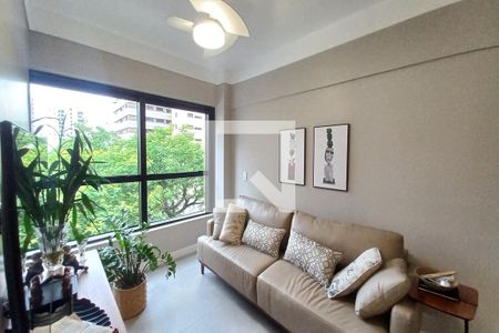 Sala de apartamento à venda com 2 quartos, 70m² em Cambuí, Campinas