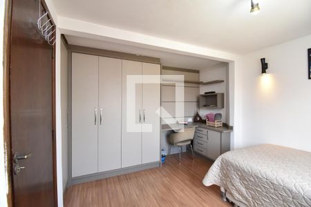 Suíte 1 de casa de condomínio para alugar com 4 quartos, 150m² em Bom Retiro, Curitiba