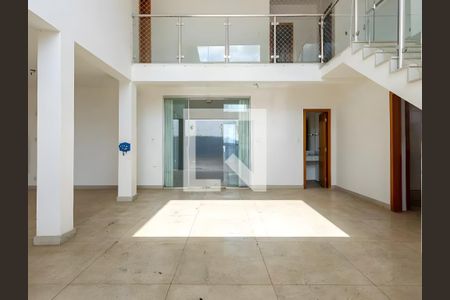 Sala de casa para alugar com 3 quartos, 306m² em São Bento, Belo Horizonte