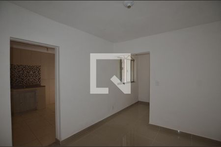 Sala de Jantar de casa para alugar com 2 quartos, 150m² em Osvaldo Cruz, Rio de Janeiro