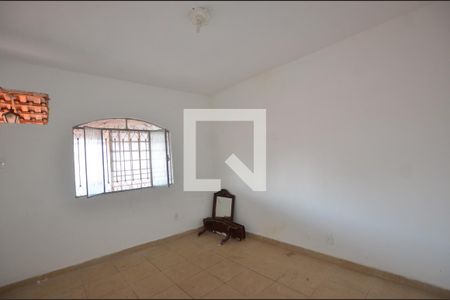Quarto 1 de casa para alugar com 2 quartos, 150m² em Osvaldo Cruz, Rio de Janeiro