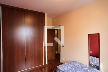 Quarto de apartamento à venda com 3 quartos, 150m² em Carmo, Belo Horizonte