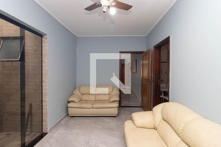 Sala de TV de casa à venda com 4 quartos, 270m² em Parque Edu Chaves, São Paulo