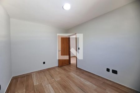Quarto 1 de apartamento para alugar com 2 quartos, 45m² em Jardim Aricanduva, São Paulo