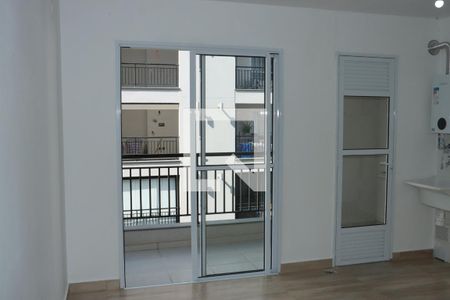 Varanda da Sala/Cozinha de apartamento para alugar com 2 quartos, 56m² em Jardim Recanto Suave, Cotia