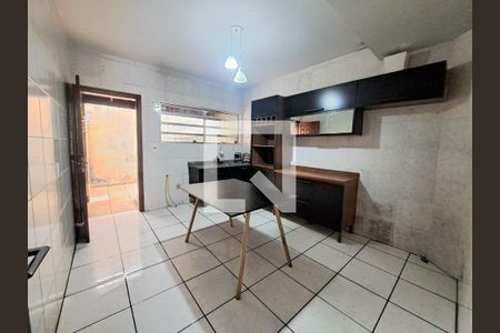 Cozinha de casa de condomínio à venda com 2 quartos, 145m² em Conceicao, Osasco