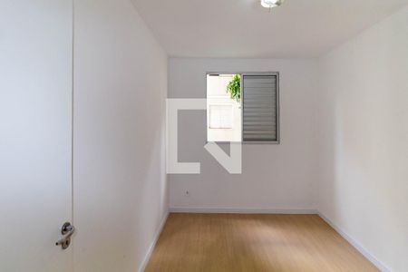 Quarto 1 de apartamento para alugar com 2 quartos, 50m² em Jardim Santa Teresinha, São Paulo