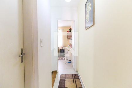 Corredor de casa de condomínio à venda com 2 quartos, 72m² em Itaquera, São Paulo