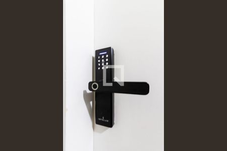 Fechadura de apartamento à venda com 2 quartos, 100m² em Jardim Nova Europa, Campinas