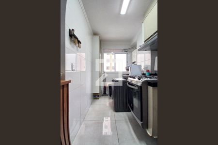 Cozinha  de apartamento à venda com 2 quartos, 46m² em Vila São Bernardo, Campinas