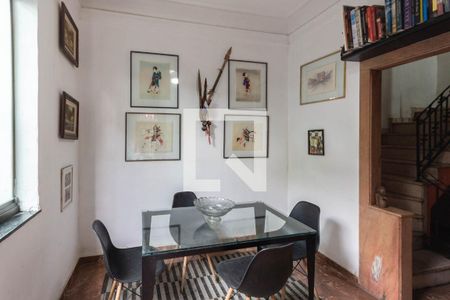 Sala 1 de casa à venda com 5 quartos, 200m² em Praça da Bandeira, Rio de Janeiro