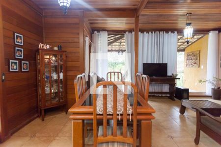 Sala de Jantar de casa de condomínio à venda com 4 quartos, 220m² em Nova Lima, Nova Lima