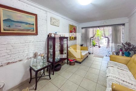 Casa à venda com 3 quartos, 147m² em Alto de Pinheiros, São Paulo