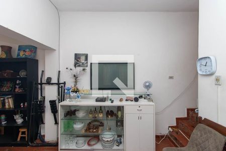 Sala de casa à venda com 4 quartos, 126m² em Vila Nivi, São Paulo