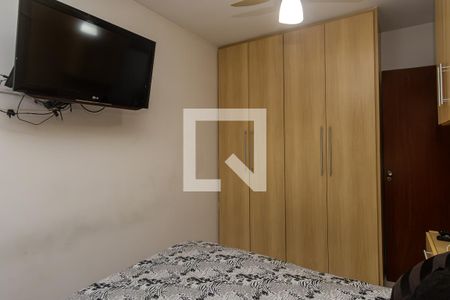 Quarto 2 de casa para alugar com 3 quartos, 88m² em Heliópolis, Belo Horizonte