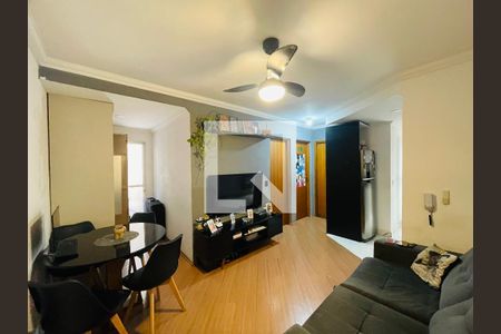 Sala de apartamento para alugar com 2 quartos, 80m² em Jardim Silvestre, Guarulhos