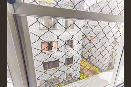 Vista da Sala de apartamento para alugar com 3 quartos, 53m² em Conjunto Residencial José Bonifácio, São Paulo