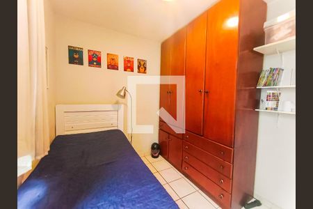 Quarto 1 de apartamento para alugar com 3 quartos, 53m² em Conjunto Residencial José Bonifácio, São Paulo