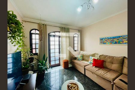 Sala de casa para alugar com 3 quartos, 230m² em Jardim Gracinda, Guarulhos