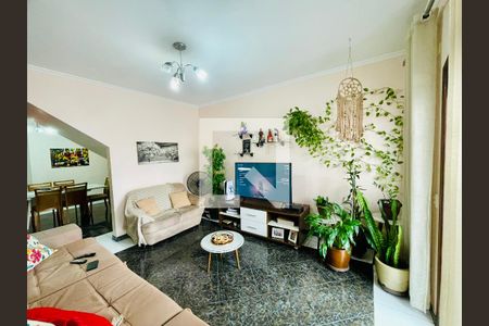 Sala de casa para alugar com 3 quartos, 230m² em Jardim Gracinda, Guarulhos