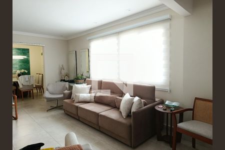 Sala de estar de apartamento à venda com 1 quarto, 86m² em Jardim Paulista, São Paulo