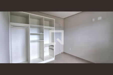 Quarto 2 de casa para alugar com 3 quartos, 220m² em Cacupé, Florianópolis