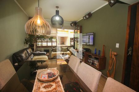 Sala de casa de condomínio à venda com 3 quartos, 117m² em Medianeira, Porto Alegre