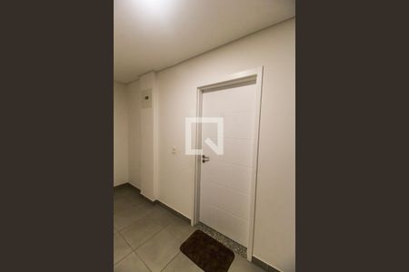 Entrada de apartamento para alugar com 2 quartos, 57m² em Nova Aldeinha, Barueri