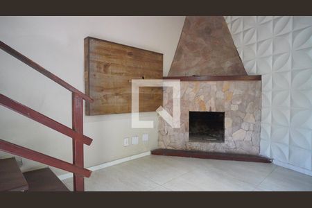 Sala de casa à venda com 3 quartos, 119m² em Azenha, Porto Alegre