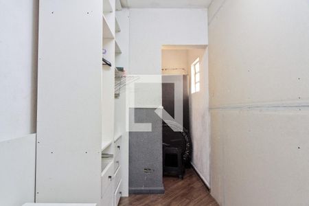 Casa à venda com 2 quartos, 160m² em Vila Carbone, São Paulo