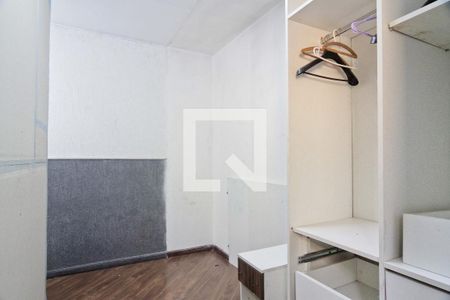 Casa à venda com 2 quartos, 160m² em Vila Carbone, São Paulo