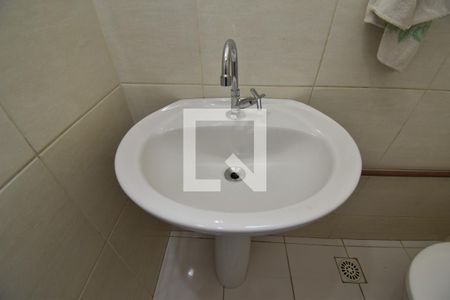 Lavabo de casa para alugar com 3 quartos, 98m² em Batel, Curitiba