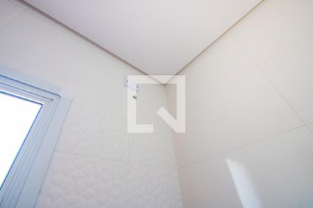 Banheiro do quarto 1 de apartamento para alugar com 2 quartos, 50m² em Vila Mazzei, Santo André
