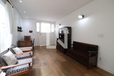 Sala de casa para alugar com 4 quartos, 322m² em Morada da Colina, Uberlândia