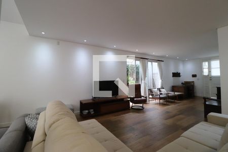 Sala de casa para alugar com 4 quartos, 322m² em Morada da Colina, Uberlândia