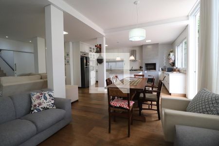 Sala de casa para alugar com 4 quartos, 322m² em Morada da Colina, Uberlândia