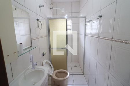 Banheiro Social de casa para alugar com 2 quartos, 120m² em Cipava, Osasco