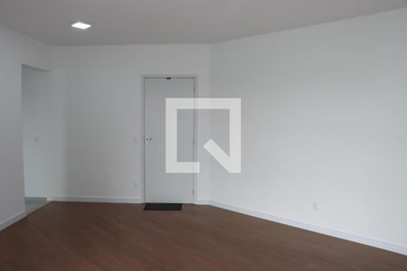 Sala de apartamento para alugar com 2 quartos, 65m² em Esplanada, Embu das Artes