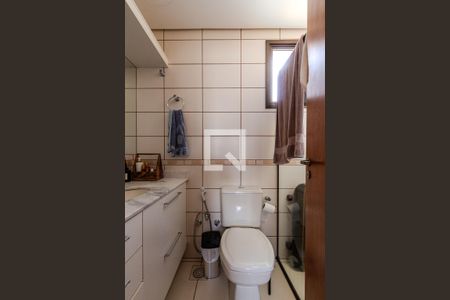 Banheiro da Suíte de apartamento à venda com 2 quartos, 92m² em Menino Deus, Porto Alegre