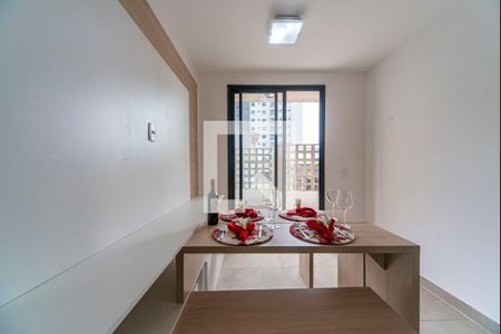 Sala de apartamento à venda com 2 quartos, 53m² em Campestre, Santo André