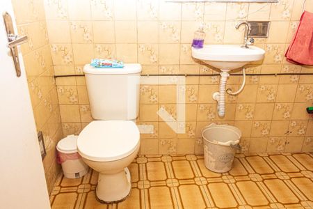 Lavabo de casa para alugar com 2 quartos, 120m² em Jardim Cristal, São Paulo