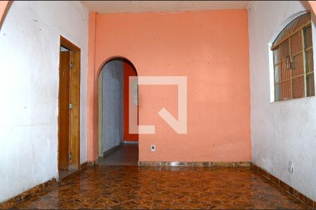 Casa para alugar com 3 quartos, 75m² em Providência, Belo Horizonte