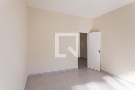 Sala de TV de casa à venda com 3 quartos, 250m² em Santa Tereza, Belo Horizonte